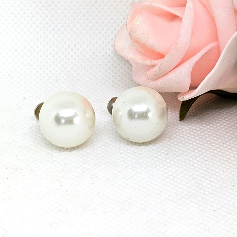 Vintage Faux Pearl Screw Back Earrings Elegant Fashion Jewellery